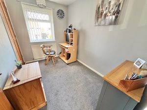 Bedroom- click for photo gallery